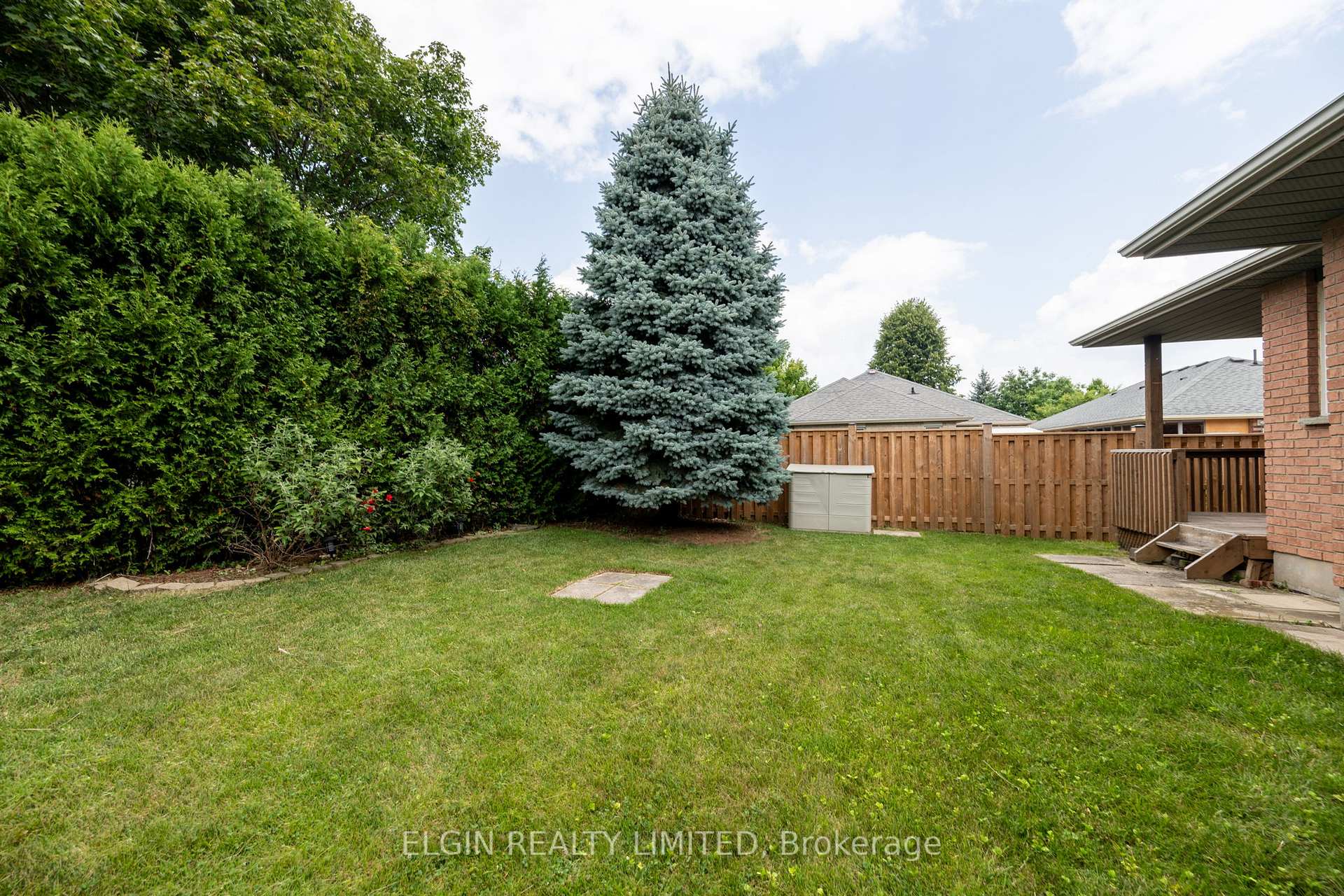 Photo 32 of 18 Rosethorn Court, St. Thomas — HOMEH