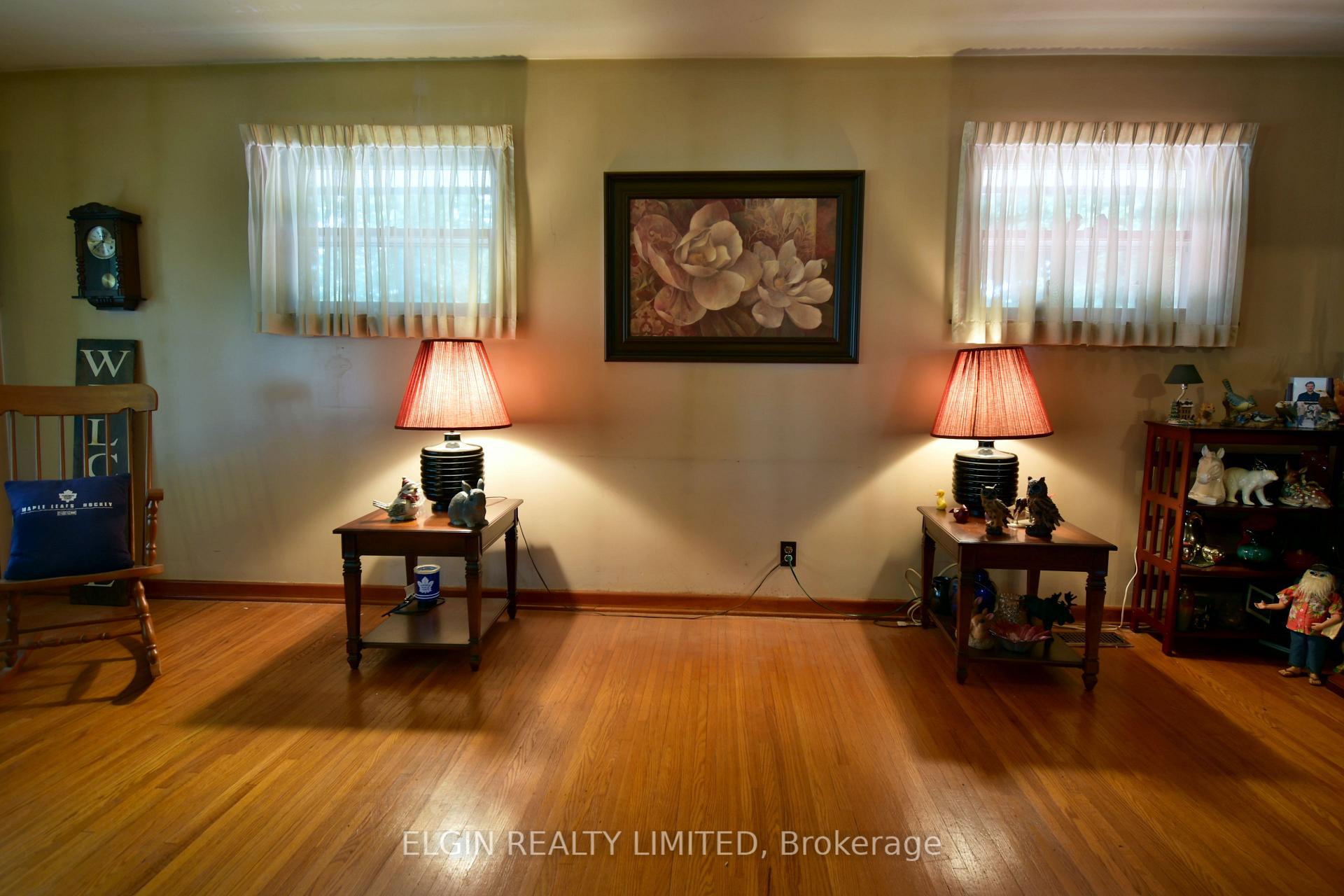 Photo 8 of 83 Churchill Crescent, St. Thomas — HOMEH
