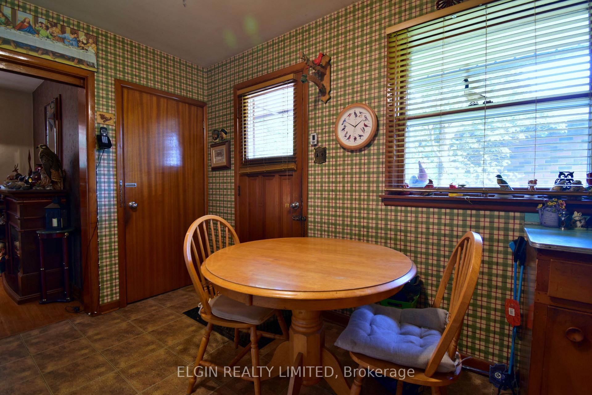 Photo 12 of 83 Churchill Crescent, St. Thomas — HOMEH