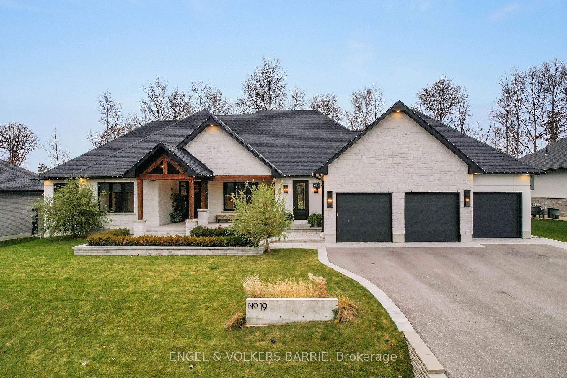 Photo 1 of 19 Walter James Parkway, Springwater, Snow Valley — HOMEH