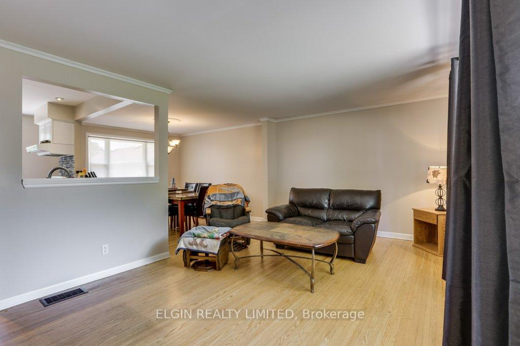 Photo 6 of 36 Park Avenue, St. Thomas — HOMEH