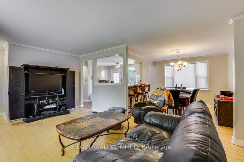 Photo 8 of 36 Park Avenue, St. Thomas — HOMEH