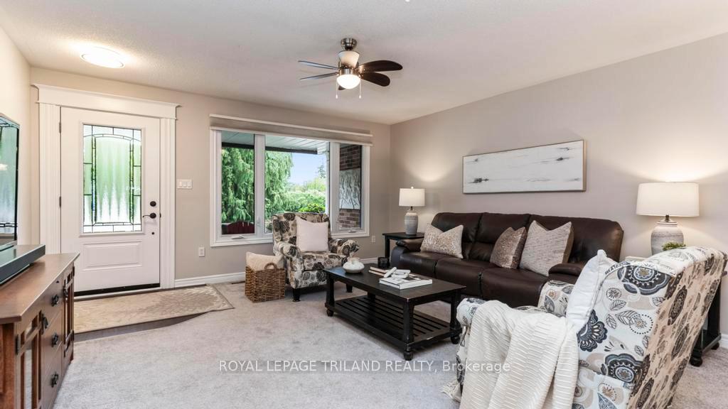 Photo 5 of 16 Costello Court, St. Thomas — HOMEH
