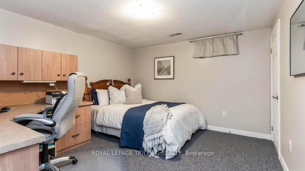 Photo 23 of 16 Costello Court, St. Thomas — HOMEH