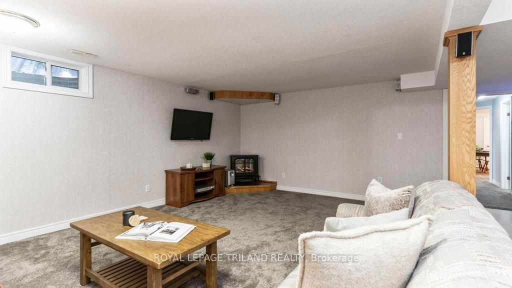 Photo 27 of 16 Costello Court, St. Thomas — HOMEH