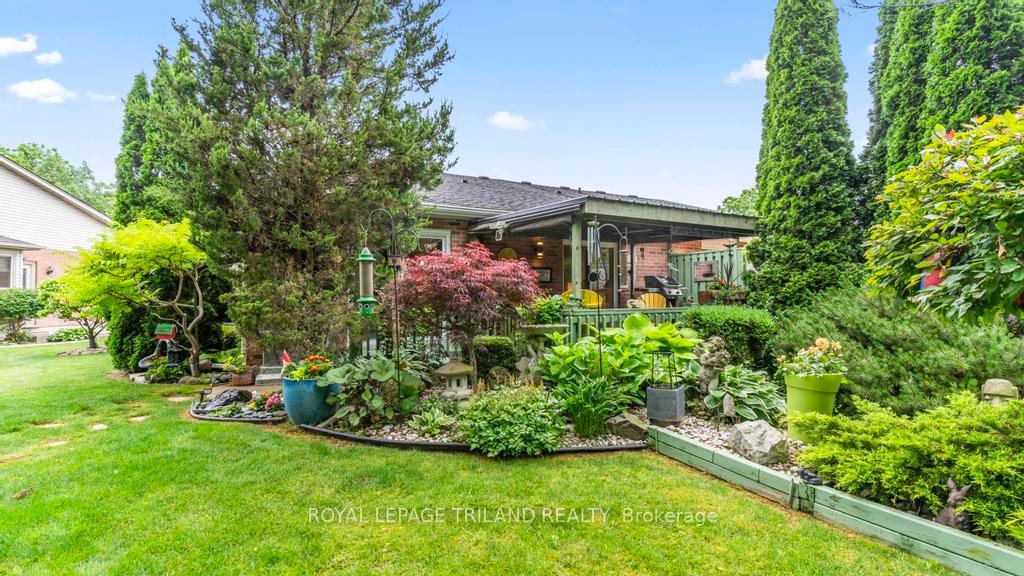 Photo 37 of 16 Costello Court, St. Thomas — HOMEH