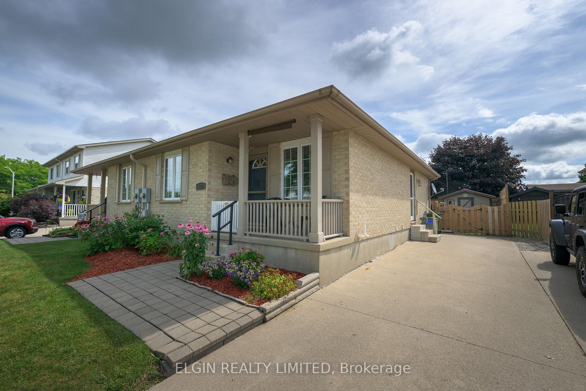 Photo 3 of 410 Highview Drive, St. Thomas — HOMEH