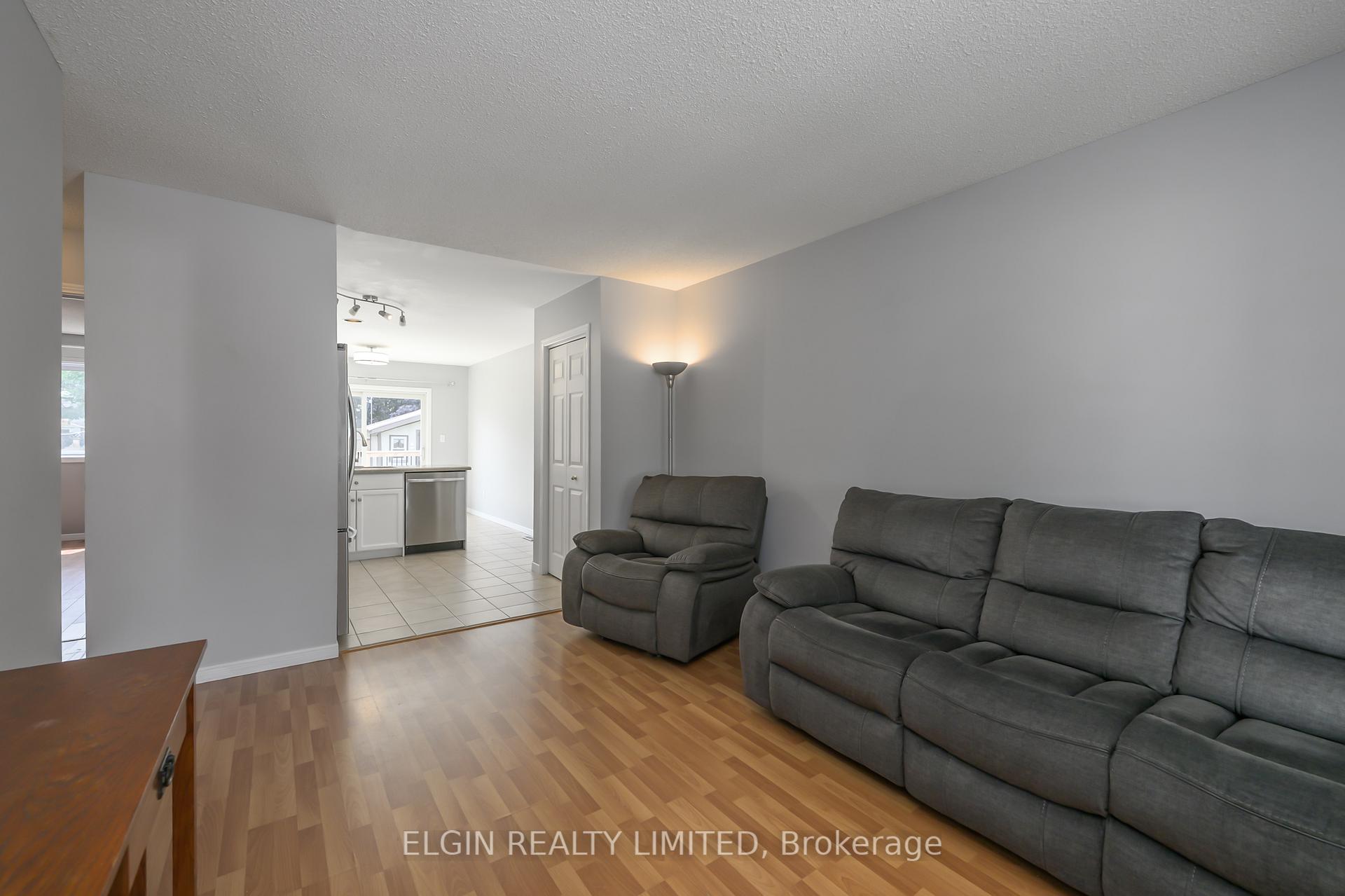 Photo 5 of 410 Highview Drive, St. Thomas — HOMEH