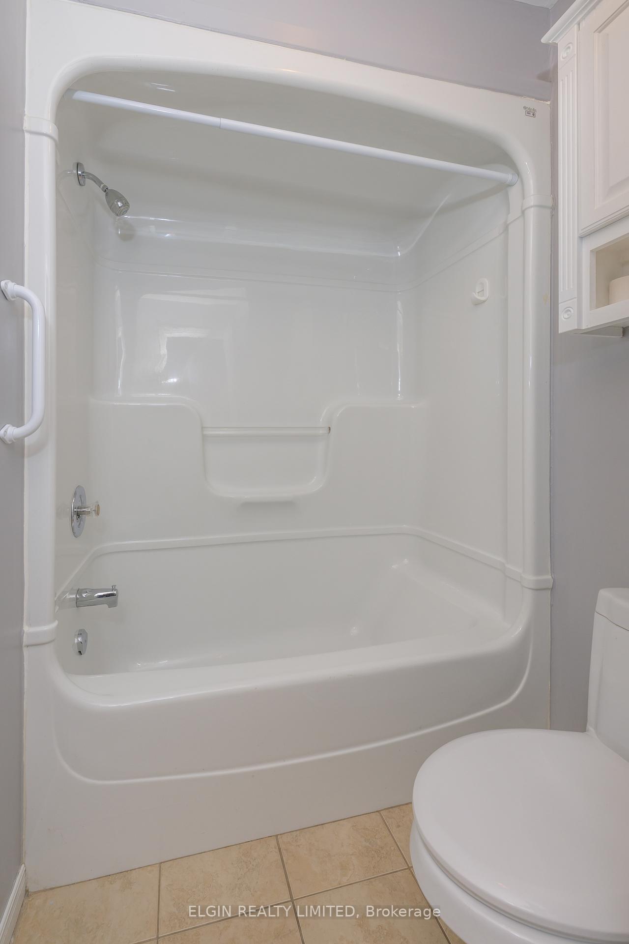 Photo 15 of 410 Highview Drive, St. Thomas — HOMEH