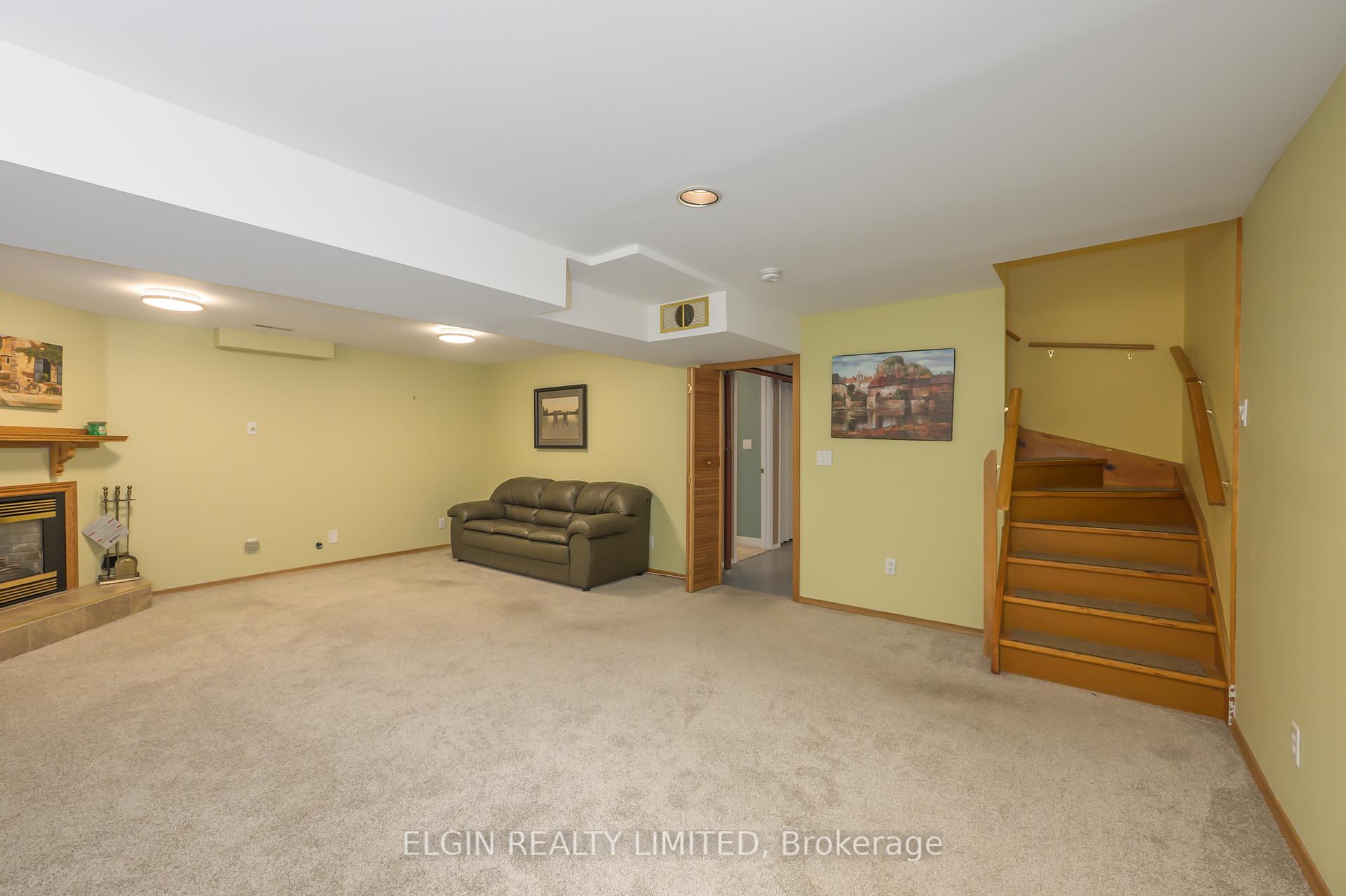 Photo 17 of 410 Highview Drive, St. Thomas — HOMEH
