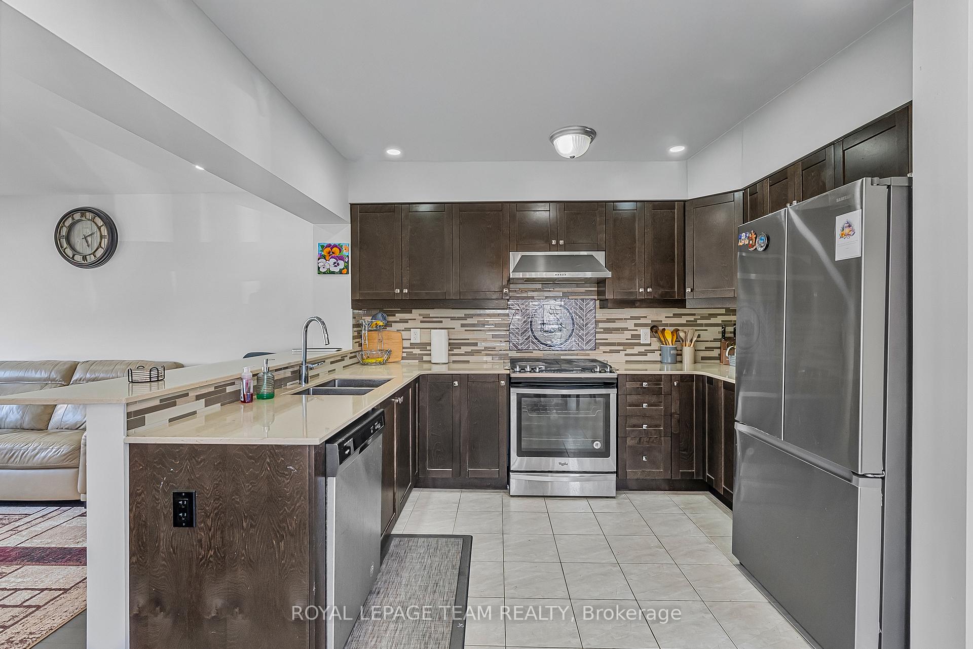 Photo 10 of 622 Parade Drive, Ottawa, Stittsville (South) — HOMEH