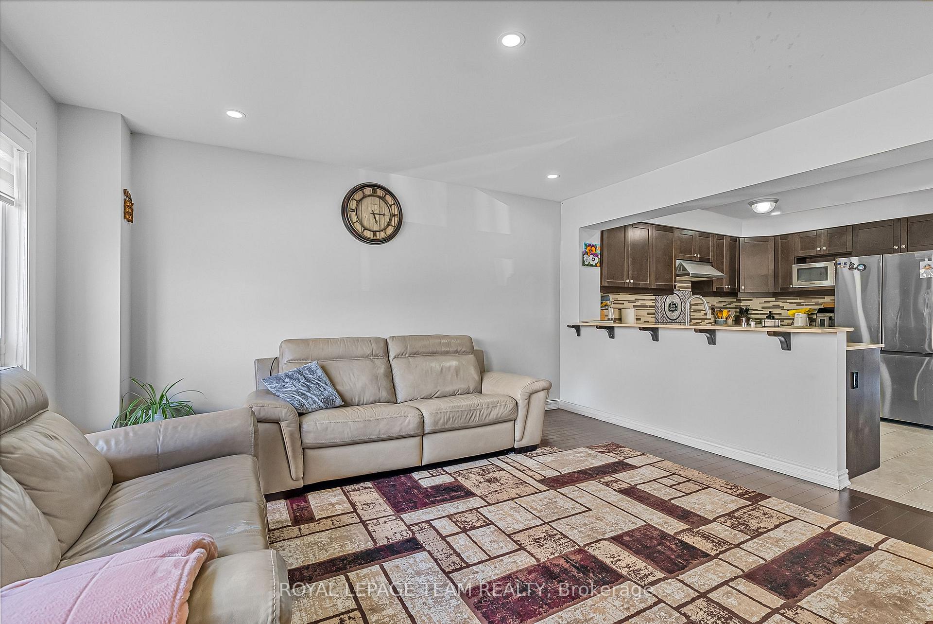 Photo 18 of 622 Parade Drive, Ottawa, Stittsville (South) — HOMEH