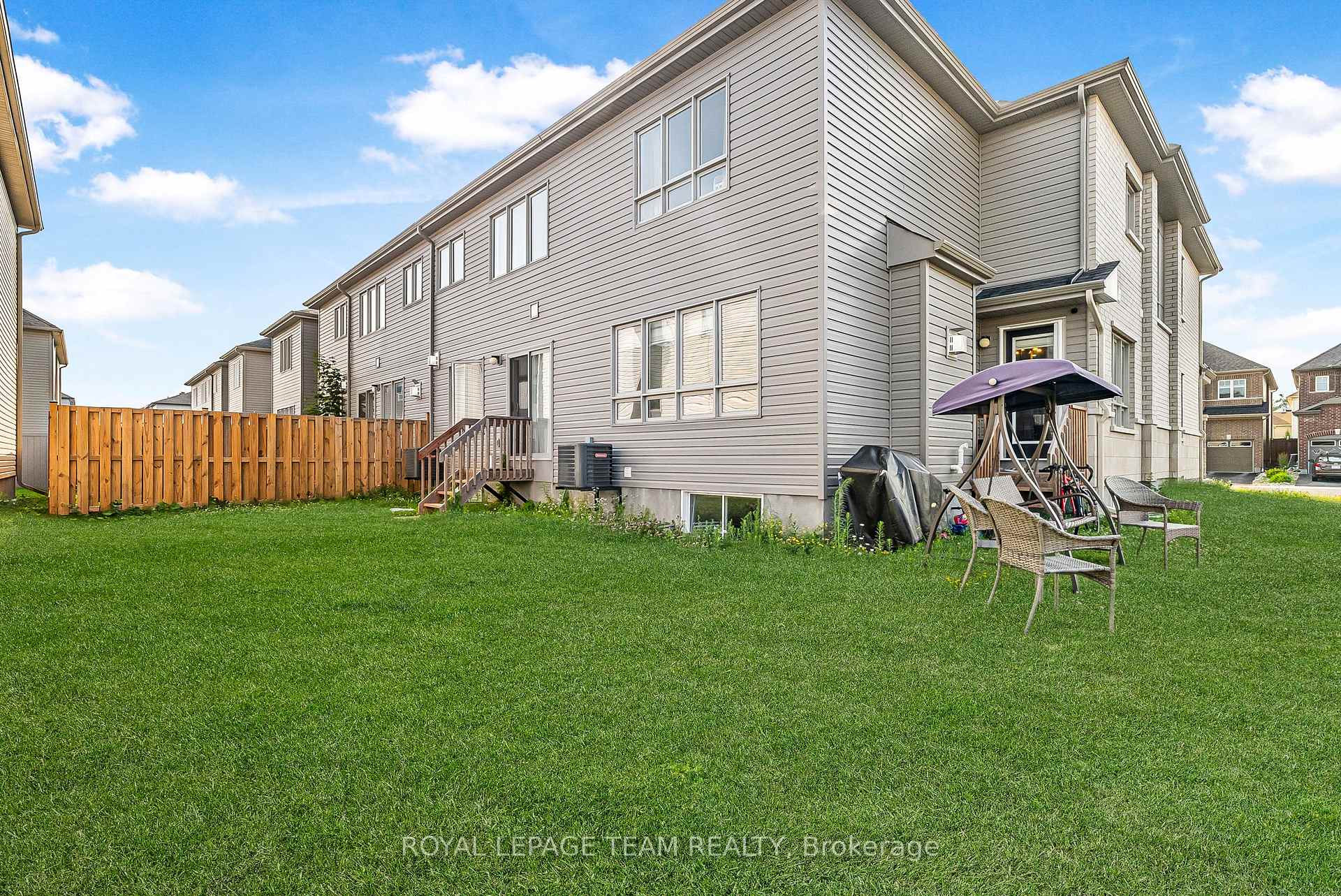 Photo 34 of 622 Parade Drive, Ottawa, Stittsville (South) — HOMEH