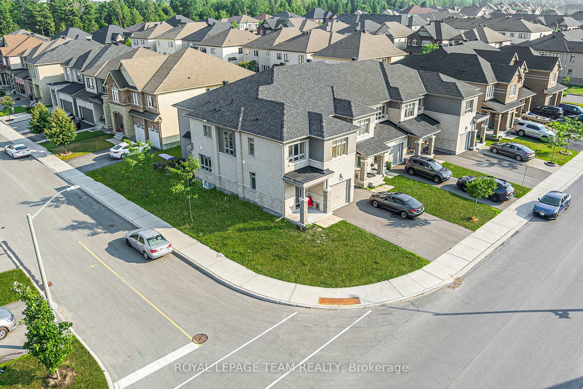 Photo 36 of 622 Parade Drive, Ottawa, Stittsville (South) — HOMEH