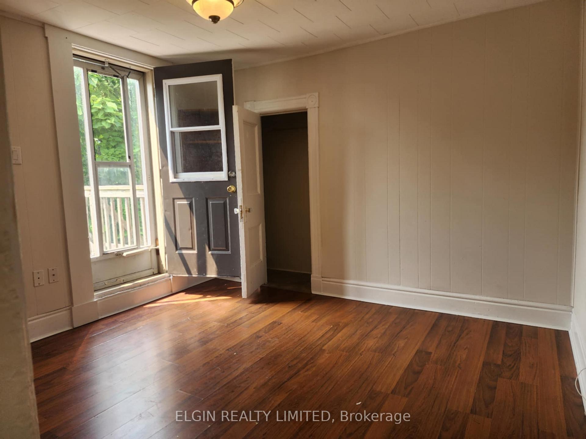 Photo 10 of 44 Elizabeth Street, St. Thomas — HOMEH
