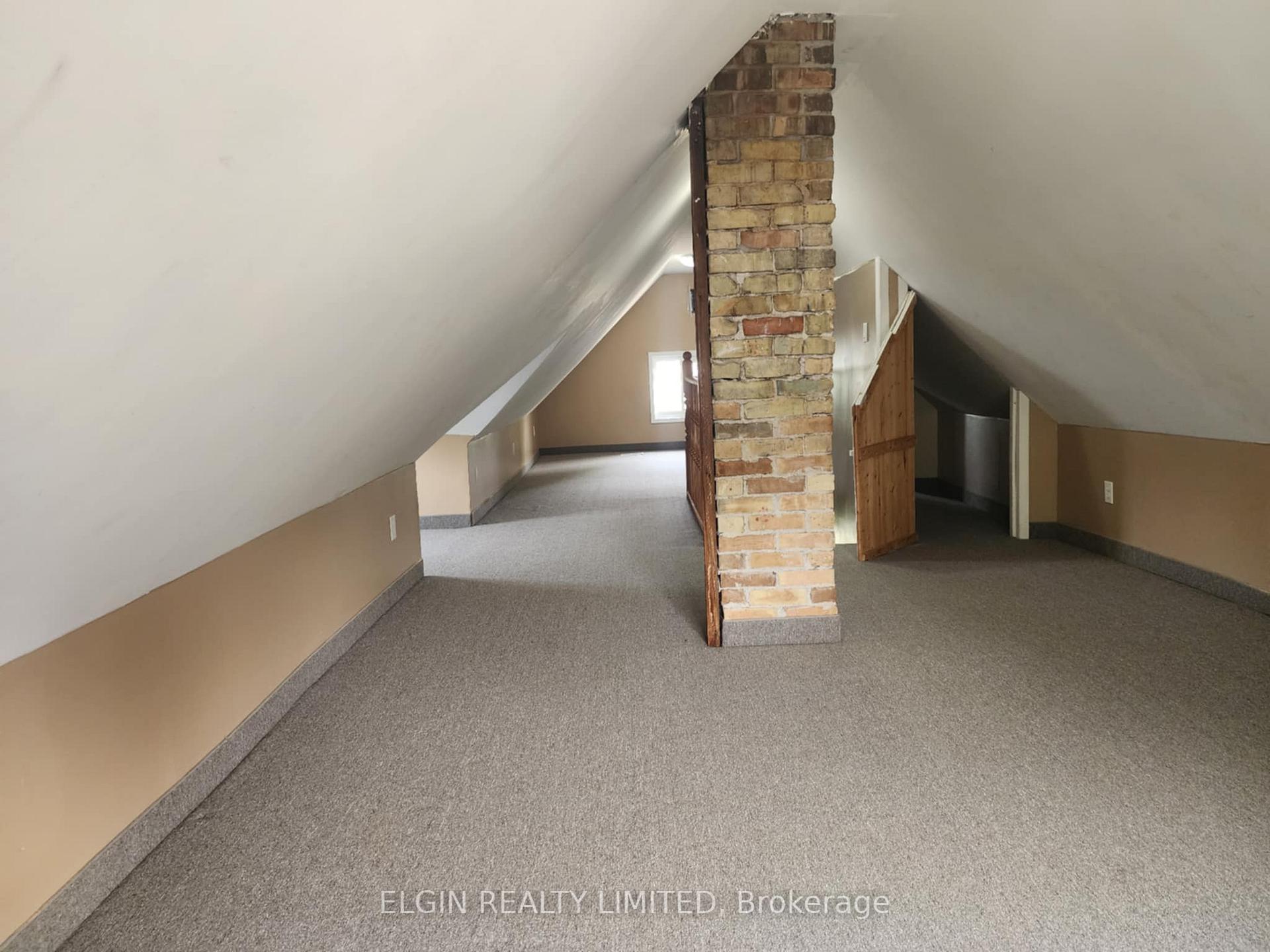 Photo 14 of 44 Elizabeth Street, St. Thomas — HOMEH