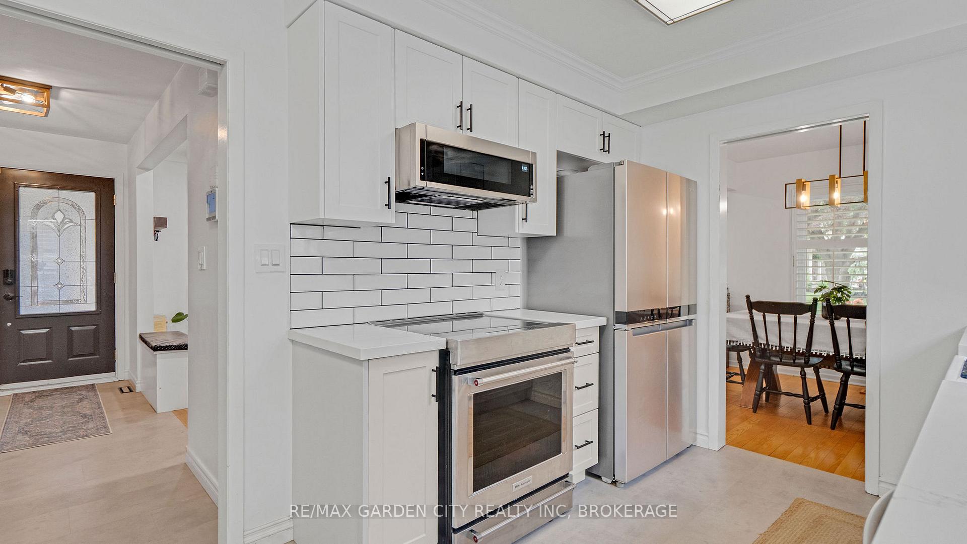 Photo 13 of 8 Jessica Drive, St. Catharines, Vine/Linwell — HOMEH
