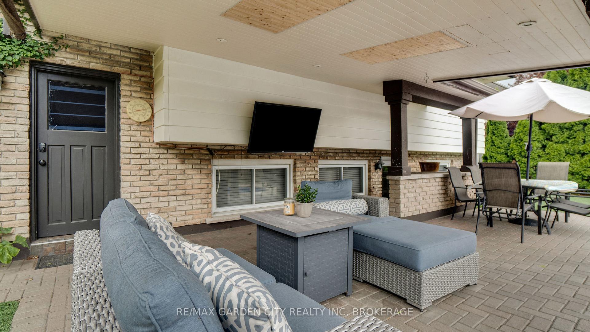 Photo 41 of 8 Jessica Drive, St. Catharines, Vine/Linwell — HOMEH