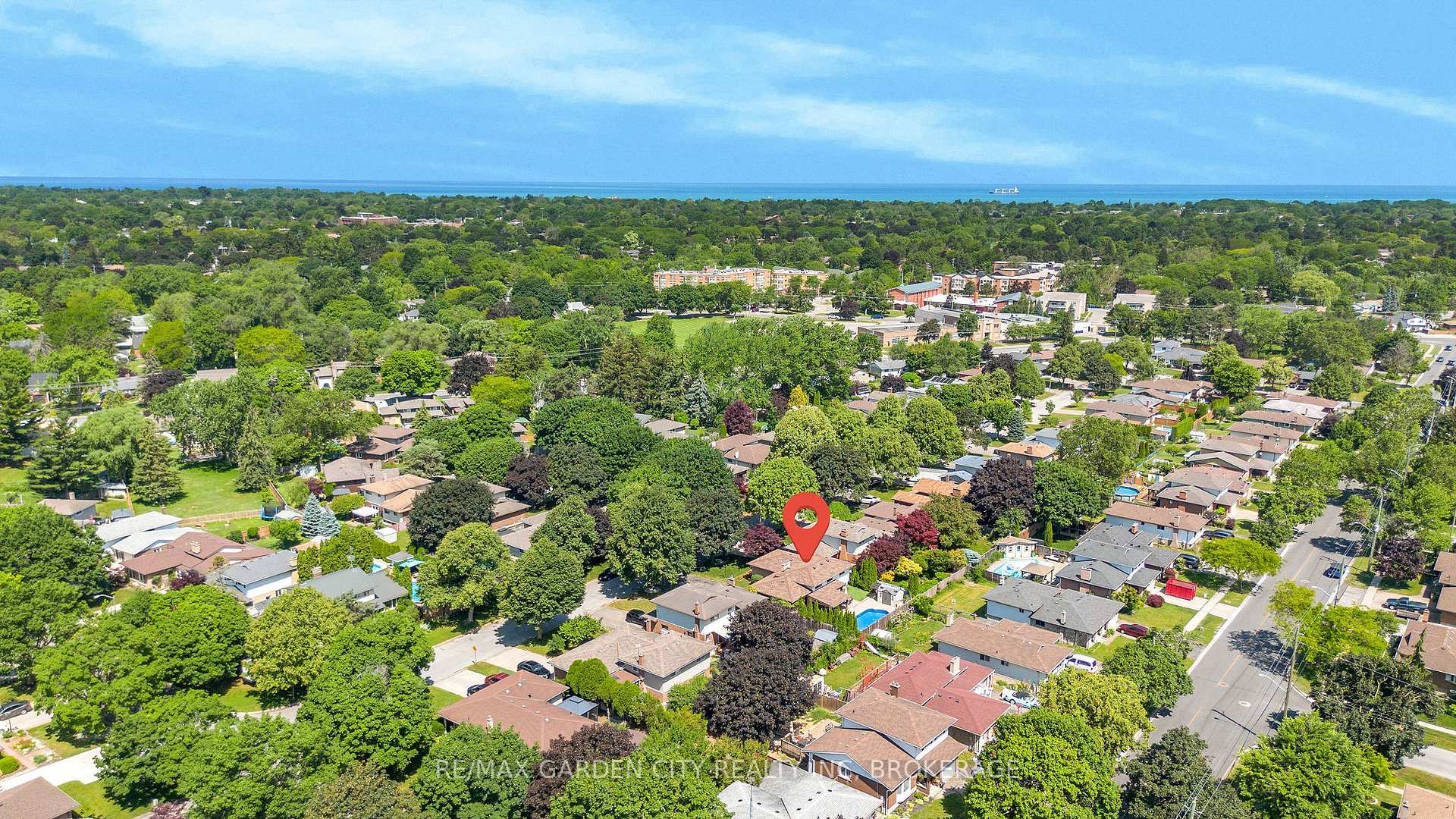 Photo 48 of 8 Jessica Drive, St. Catharines, Vine/Linwell — HOMEH