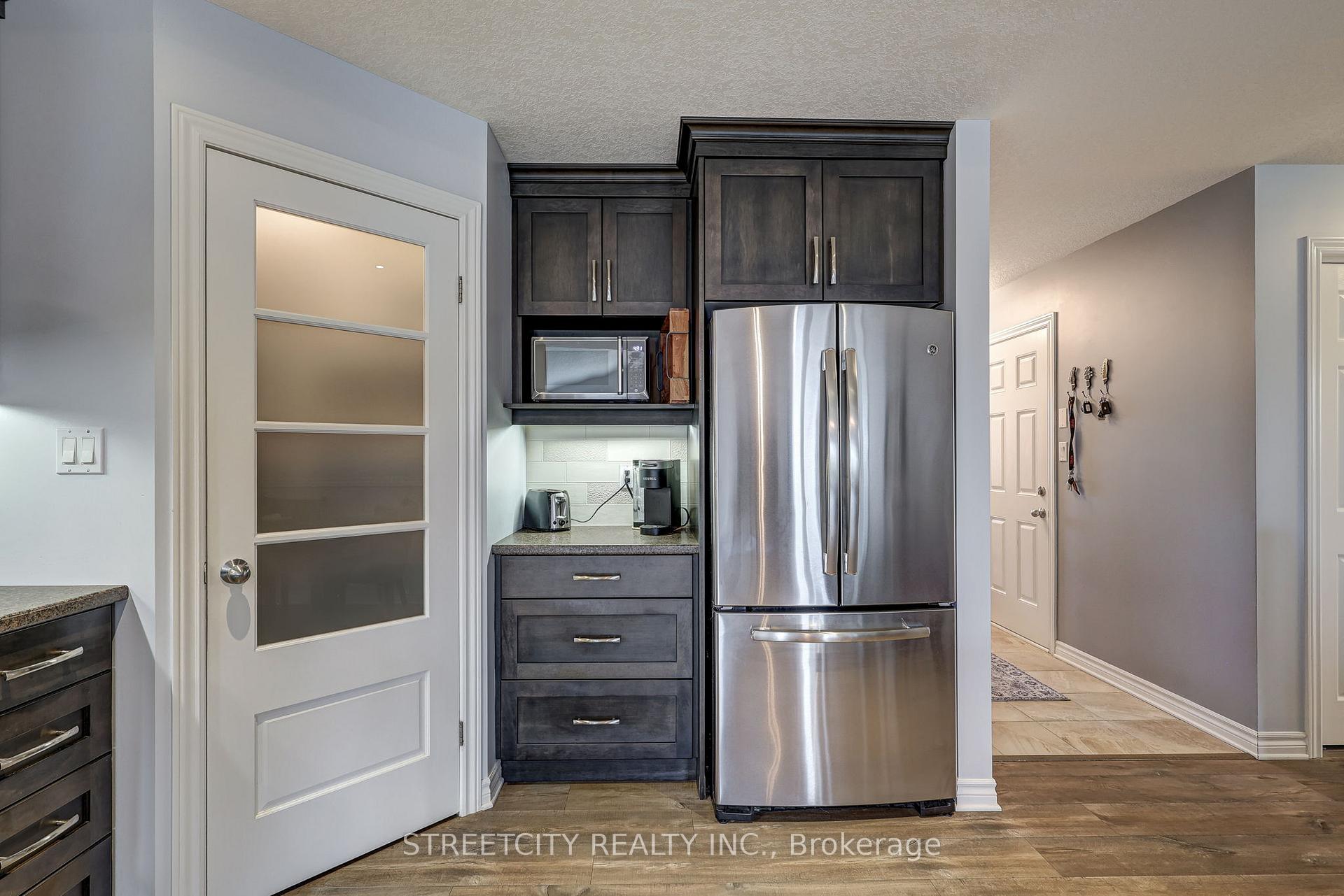 Photo 15 of 120 Peach Tree Boulevard, St. Thomas — HOMEH