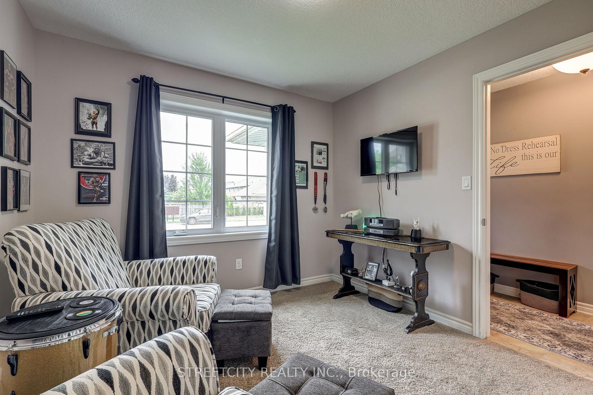 Photo 24 of 120 Peach Tree Boulevard, St. Thomas — HOMEH