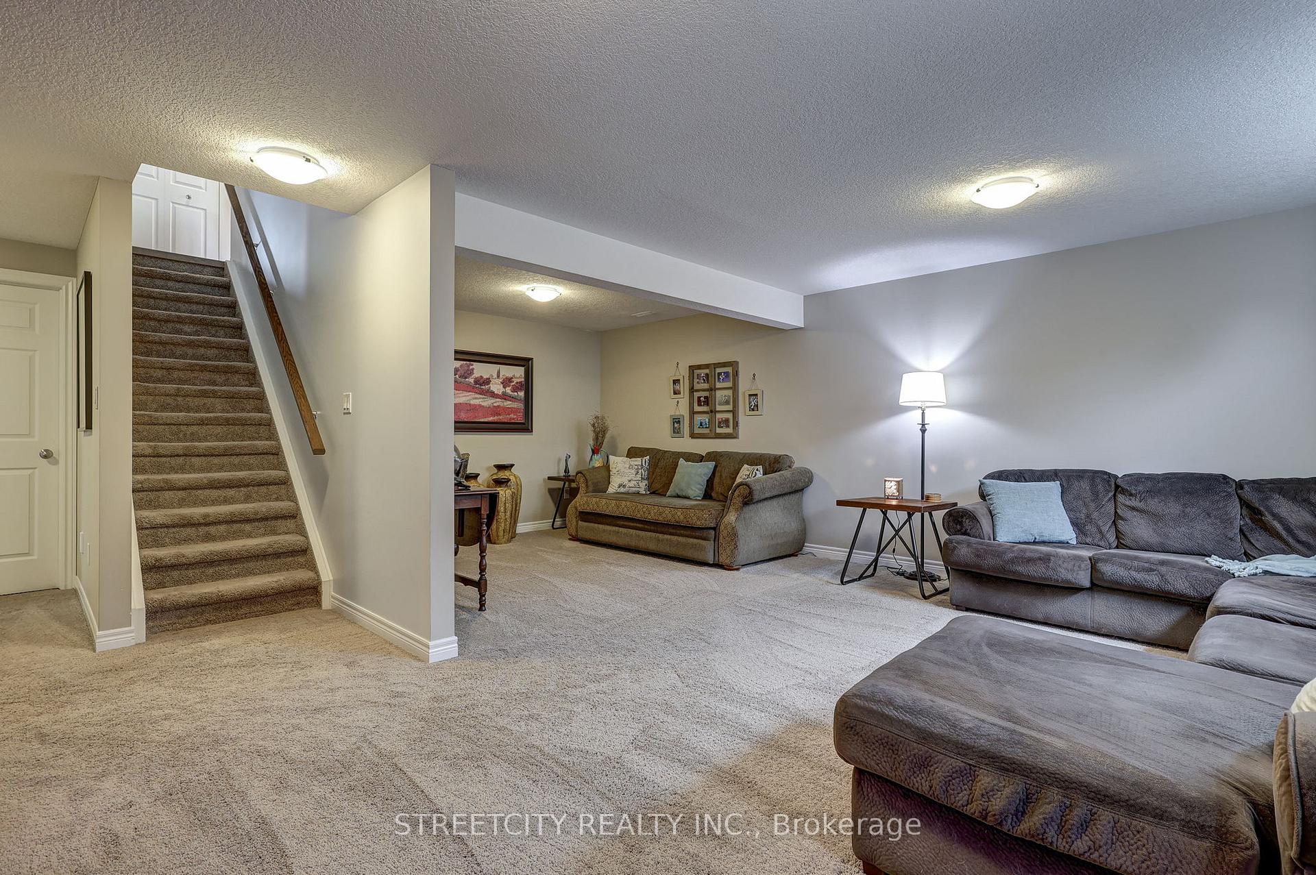 Photo 26 of 120 Peach Tree Boulevard, St. Thomas — HOMEH
