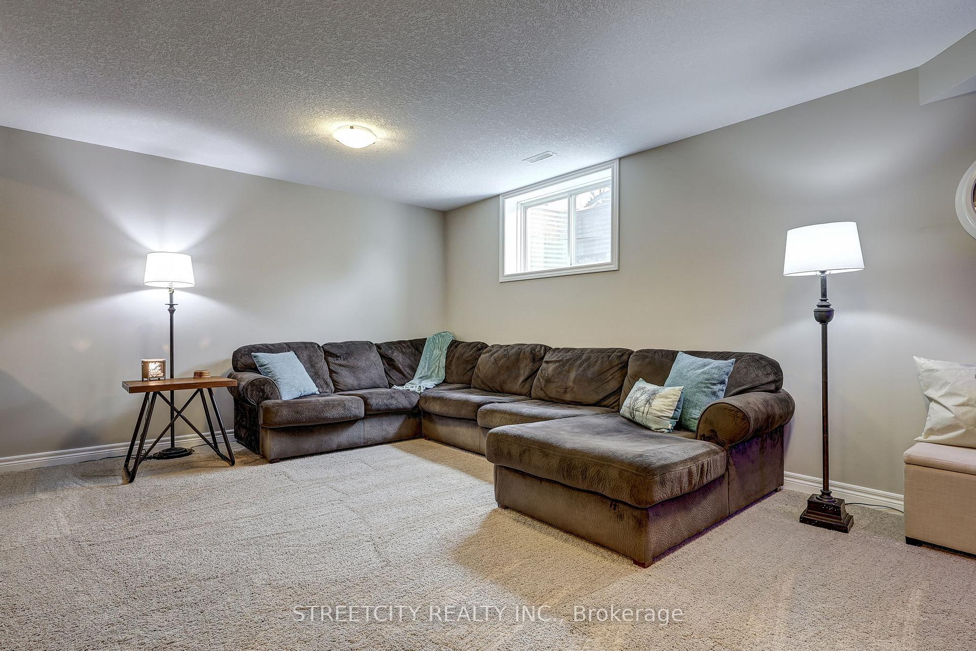 Photo 27 of 120 Peach Tree Boulevard, St. Thomas — HOMEH