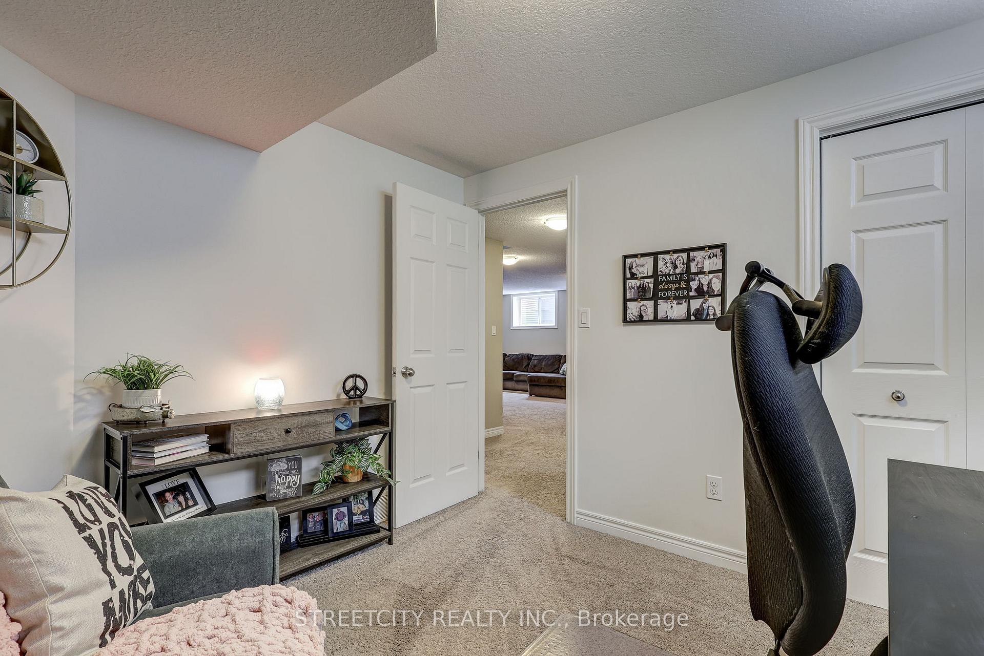Photo 35 of 120 Peach Tree Boulevard, St. Thomas — HOMEH