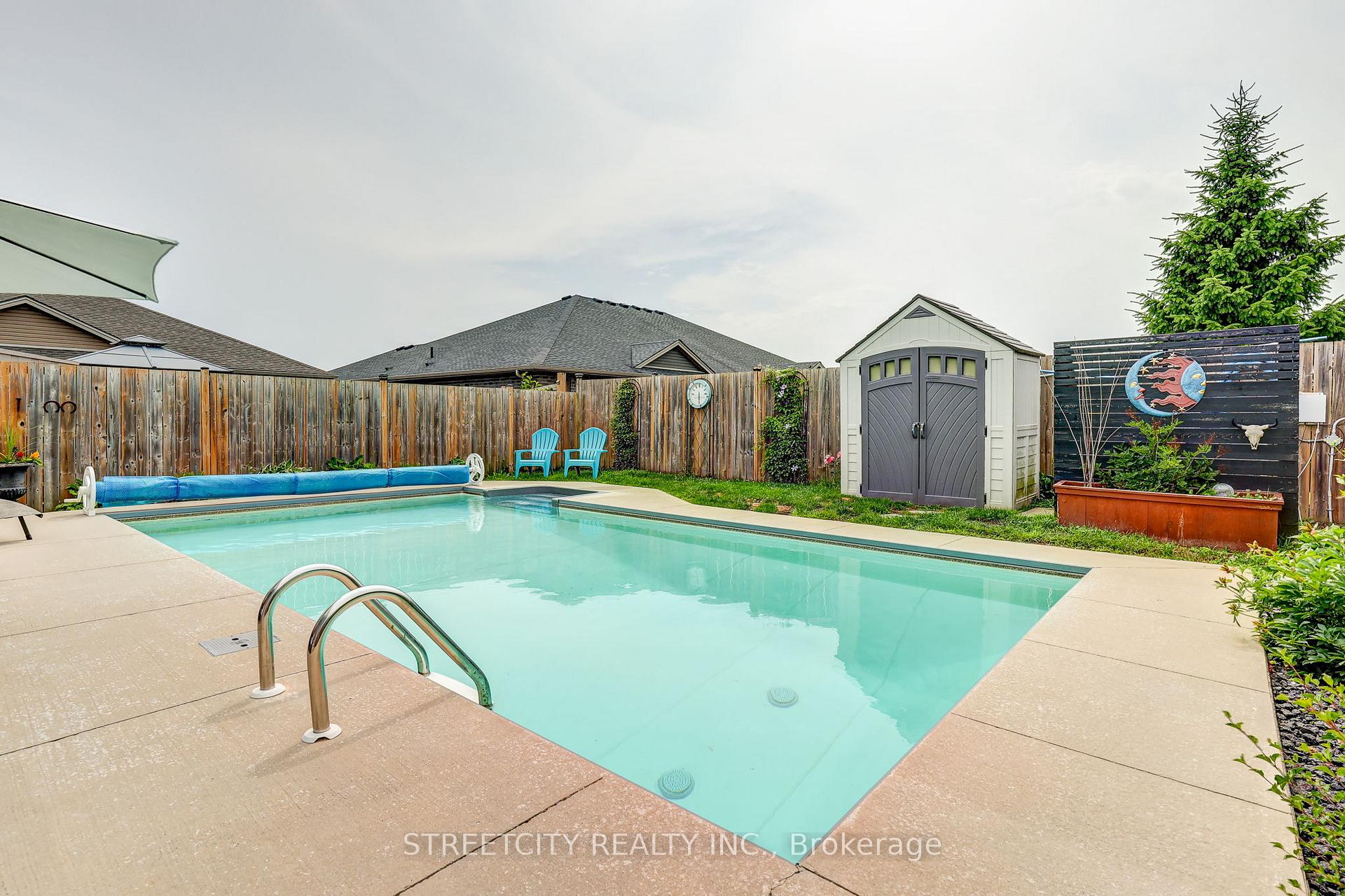 Photo 41 of 120 Peach Tree Boulevard, St. Thomas — HOMEH