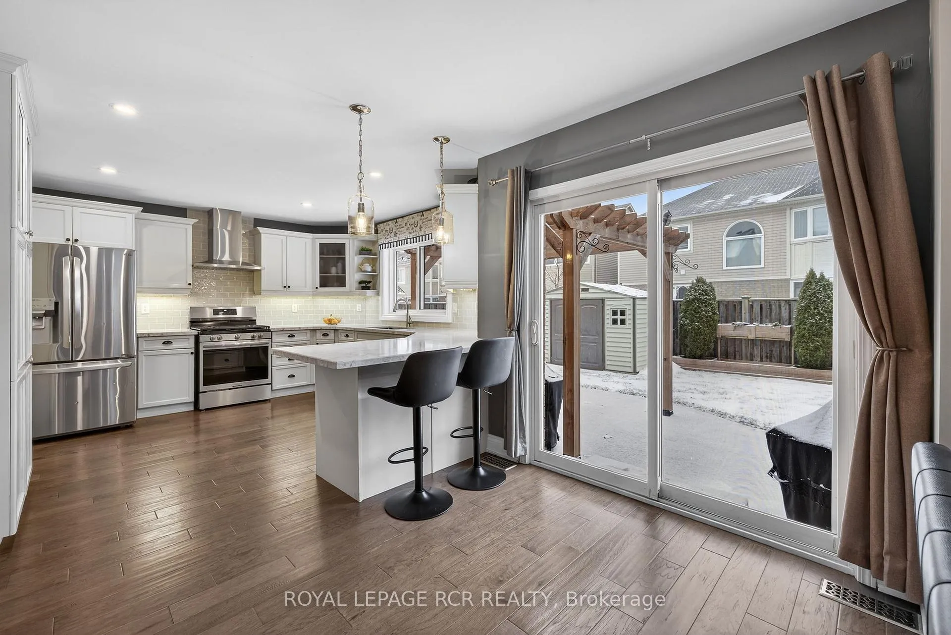 Photo 14 of 25 Kidd Crescent, New Tecumseth, Alliston — HOMEH
