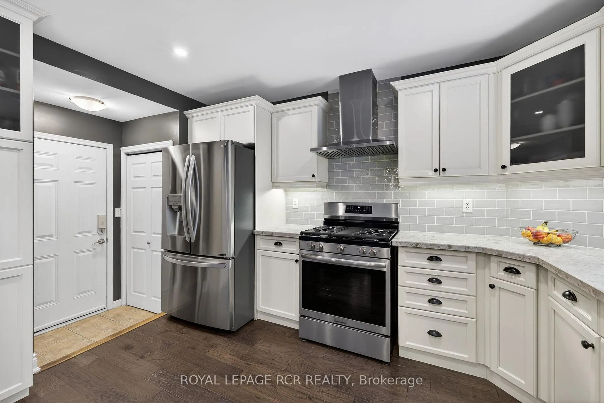 Photo 18 of 25 Kidd Crescent, New Tecumseth, Alliston — HOMEH