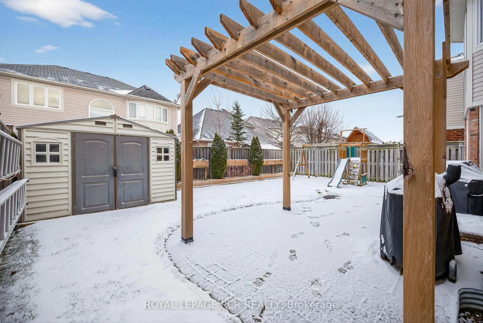Photo 43 of 25 Kidd Crescent, New Tecumseth, Alliston — HOMEH