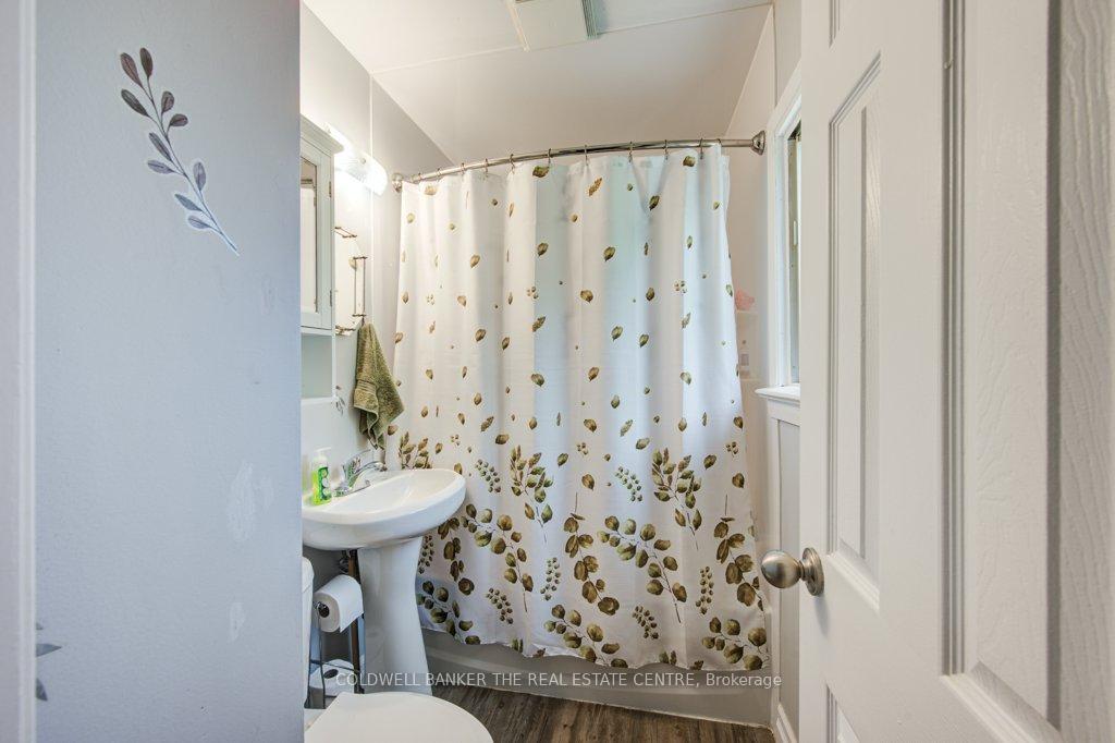 Photo 20 of 87 Dunkirk Drive, St. Thomas — HOMEH