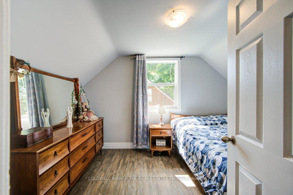 Photo 23 of 87 Dunkirk Drive, St. Thomas — HOMEH