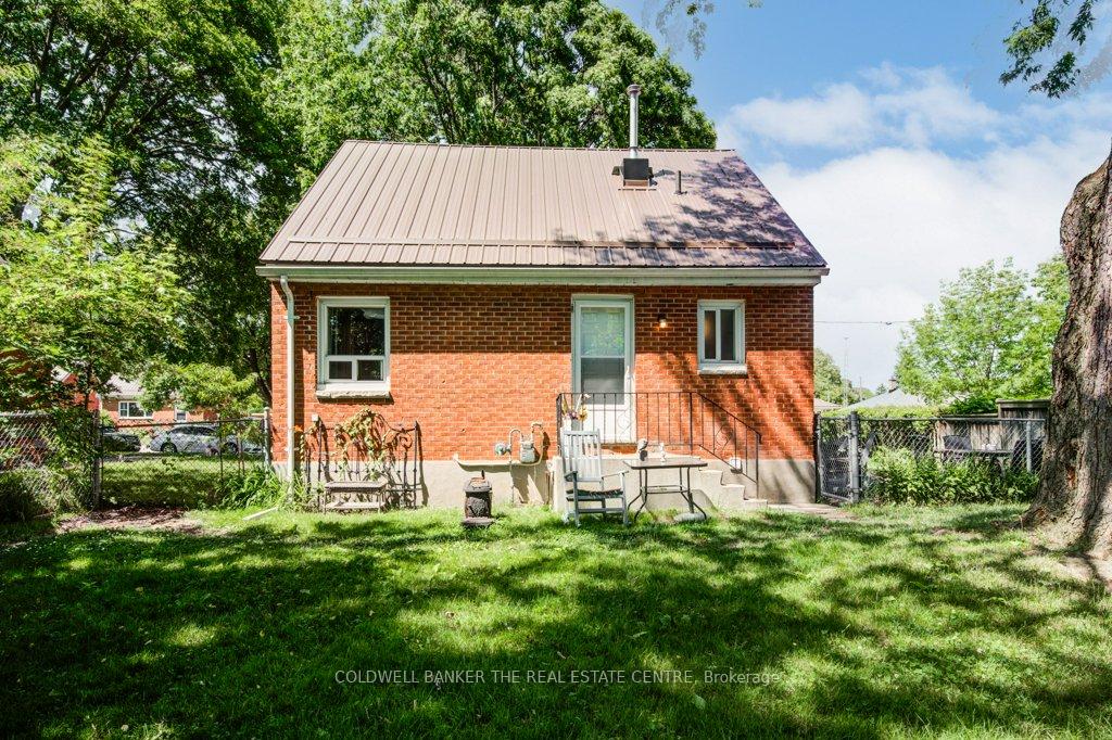 Photo 35 of 87 Dunkirk Drive, St. Thomas — HOMEH