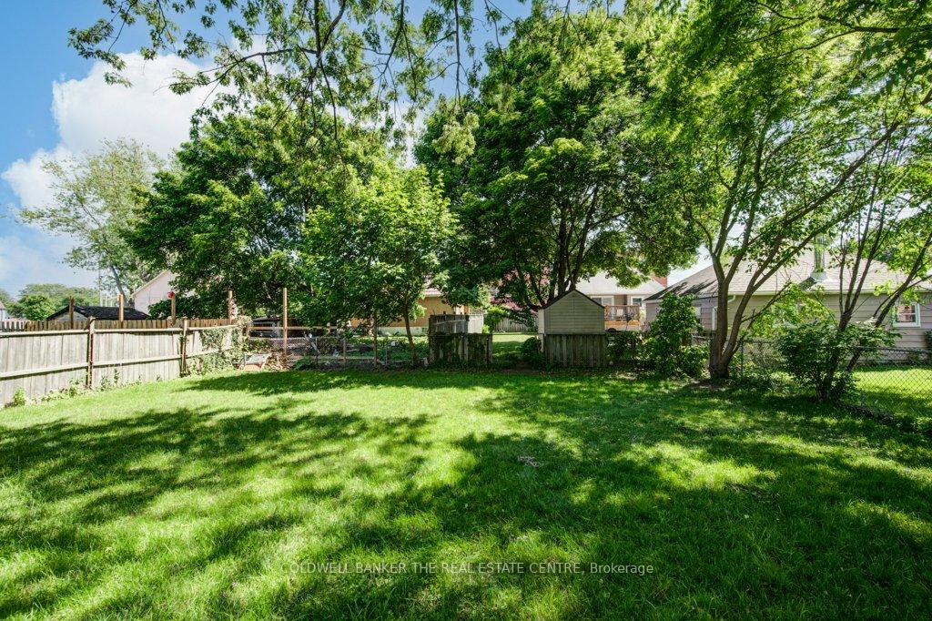 Photo 40 of 87 Dunkirk Drive, St. Thomas — HOMEH