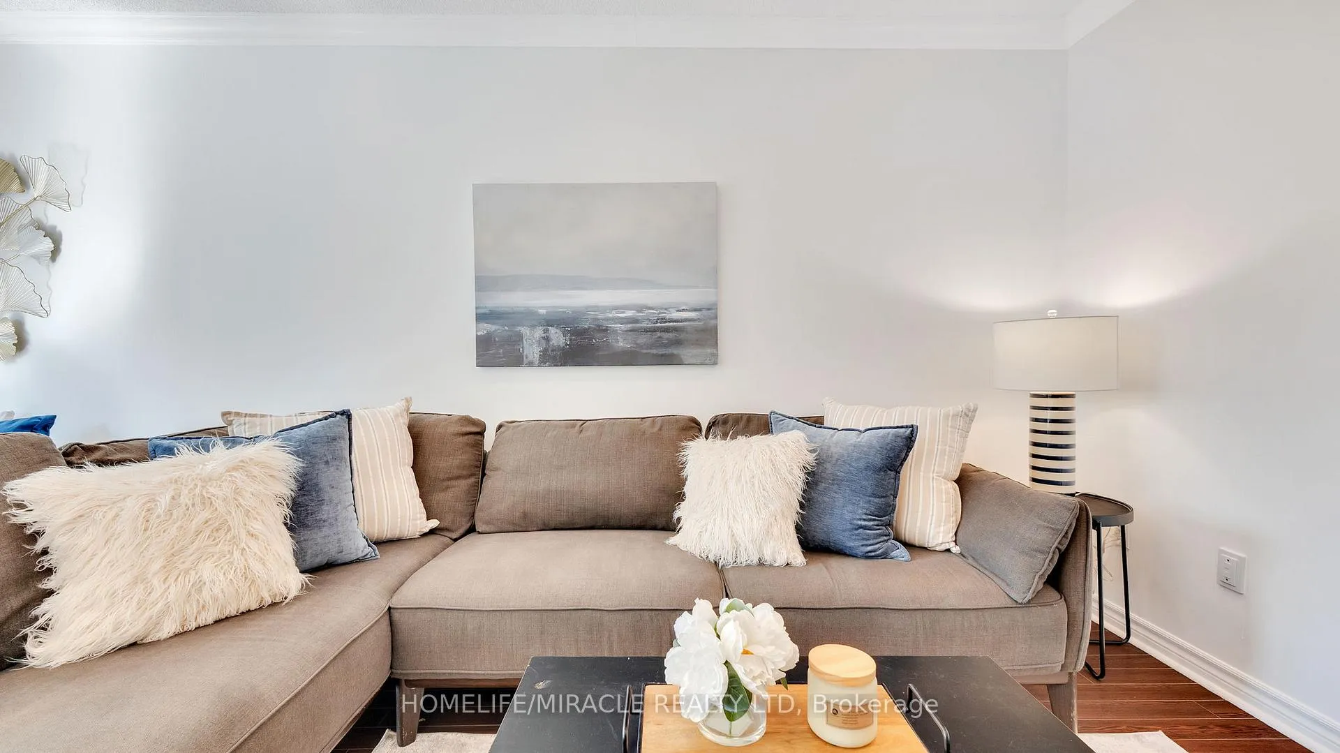 Photo 11 of 40 Landerville Lane, Clarington, Bowmanville — HOMEH