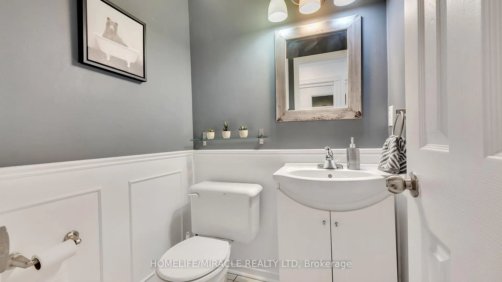 Photo 19 of 40 Landerville Lane, Clarington, Bowmanville — HOMEH