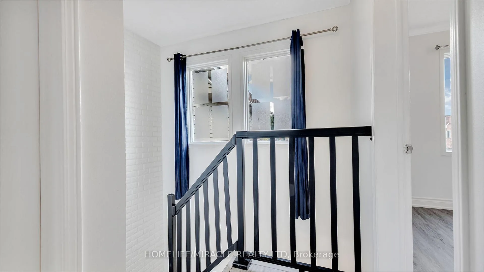 Photo 22 of 40 Landerville Lane, Clarington, Bowmanville — HOMEH