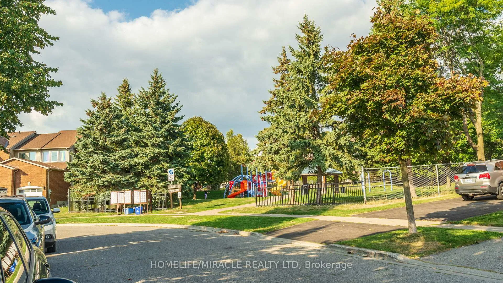 Photo 48 of 40 Landerville Lane, Clarington, Bowmanville — HOMEH