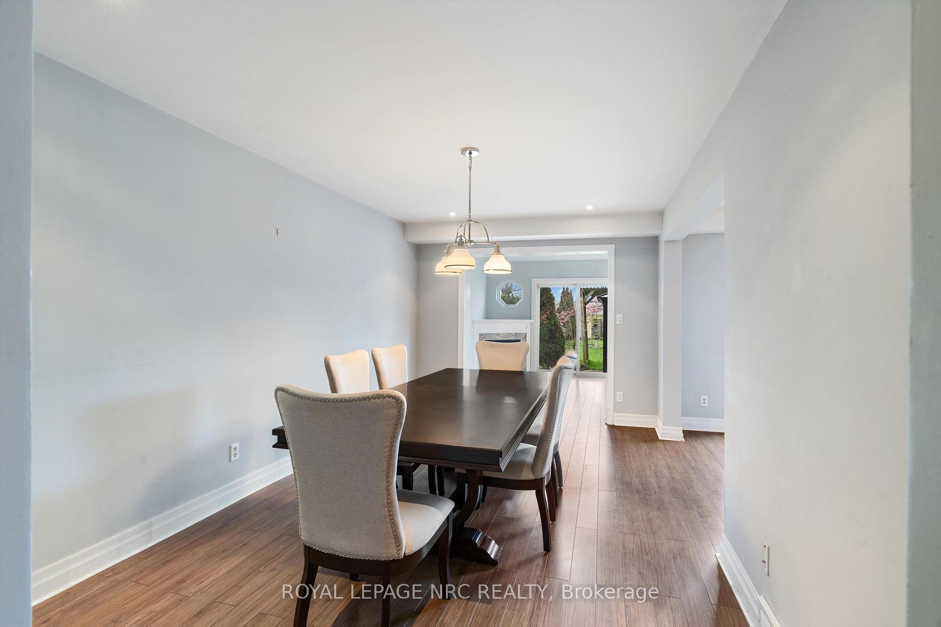 Photo 5 of 5 Barnaby Drive, St. Catharines, Ridley — HOMEH