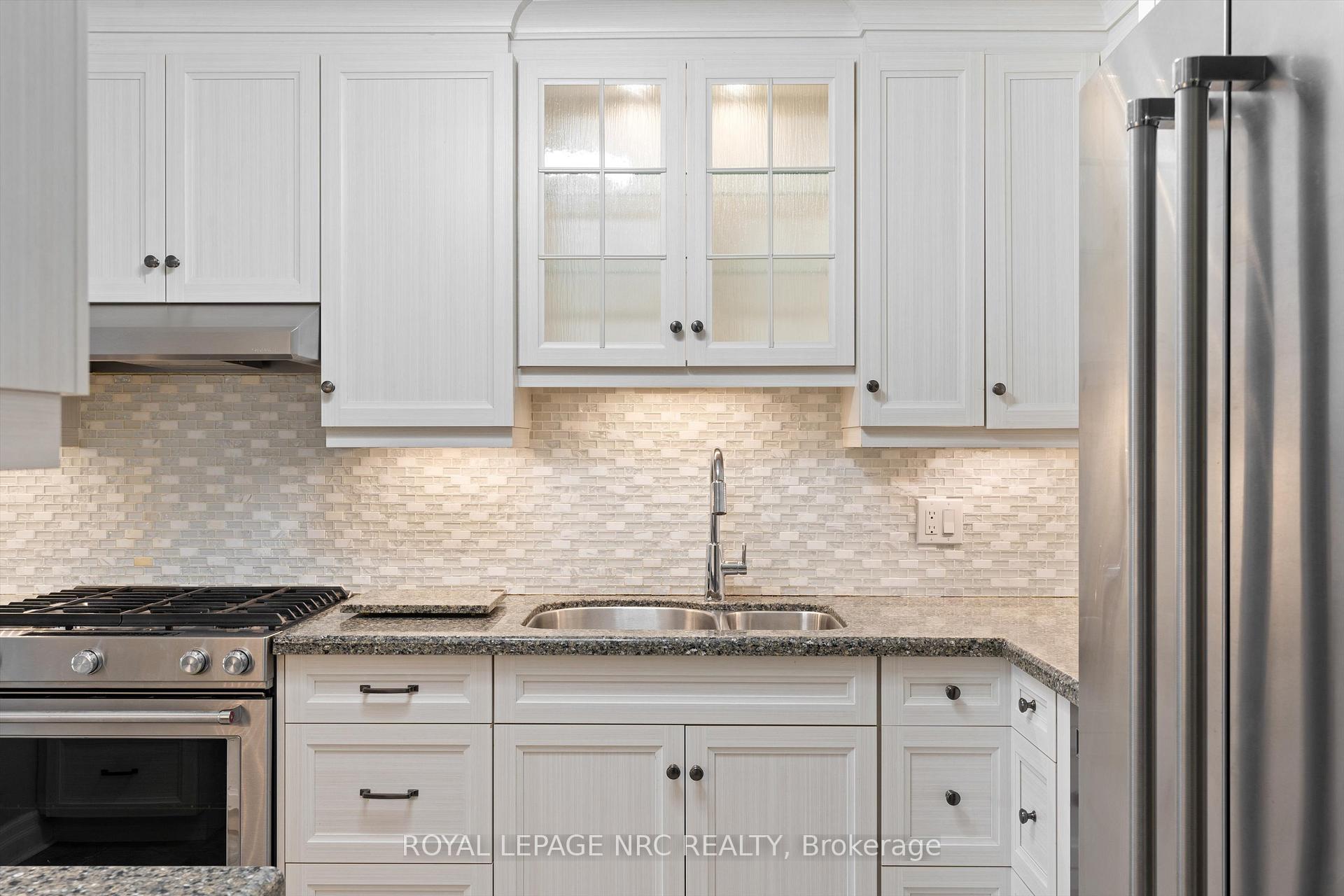 Photo 7 of 5 Barnaby Drive, St. Catharines, Ridley — HOMEH