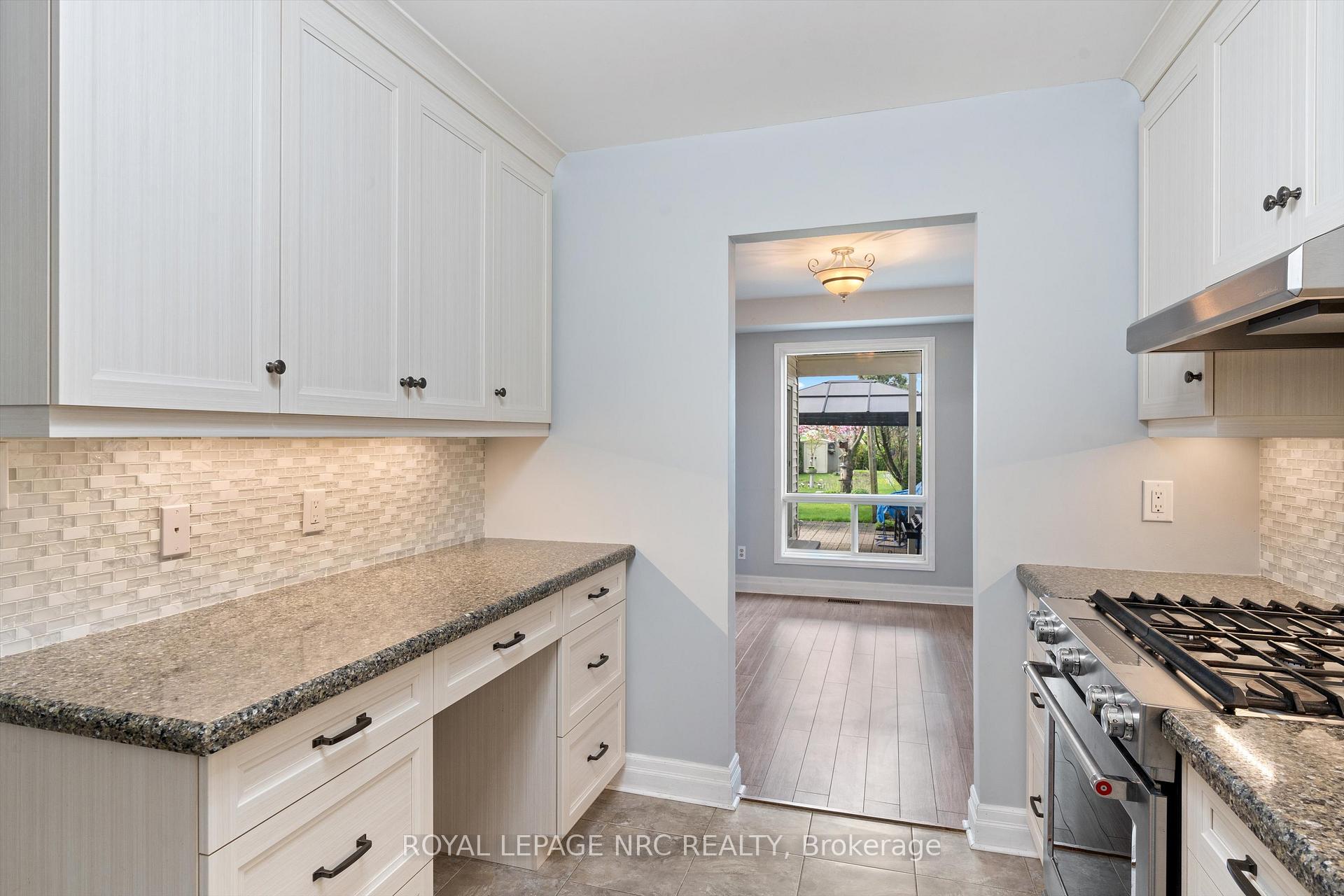 Photo 9 of 5 Barnaby Drive, St. Catharines, Ridley — HOMEH