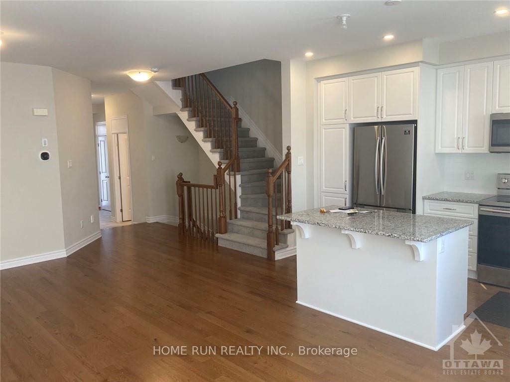 Photo 7 of 802 Indica Street, Ottawa, Stittsville (North) — HOMEH