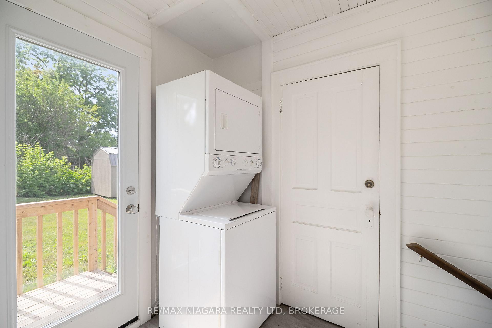 Photo 17 of 7 Tasker Street, St. Catharines, E. Chester — HOMEH