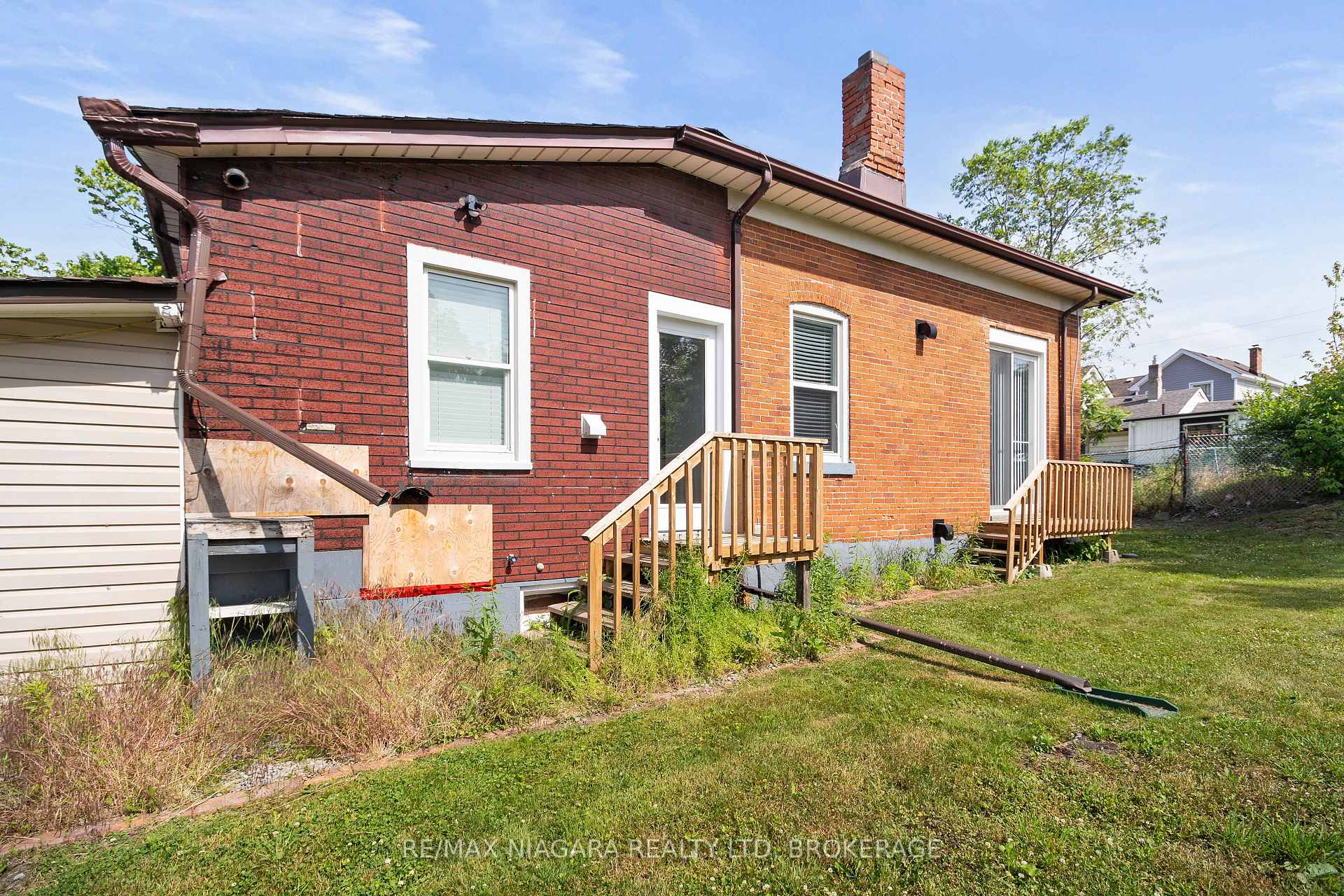 Photo 20 of 7 Tasker Street, St. Catharines, E. Chester — HOMEH