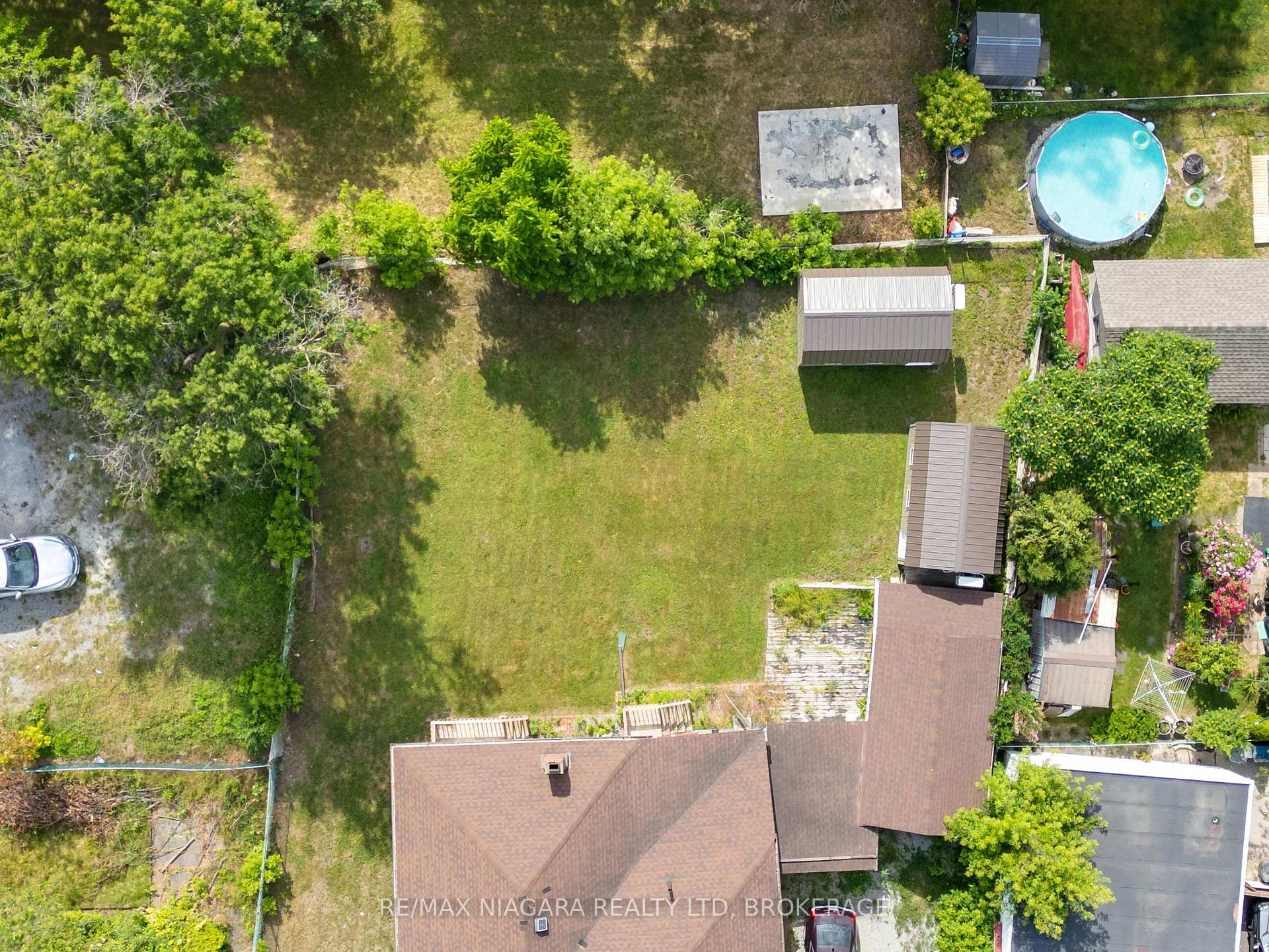 Photo 21 of 7 Tasker Street, St. Catharines, E. Chester — HOMEH