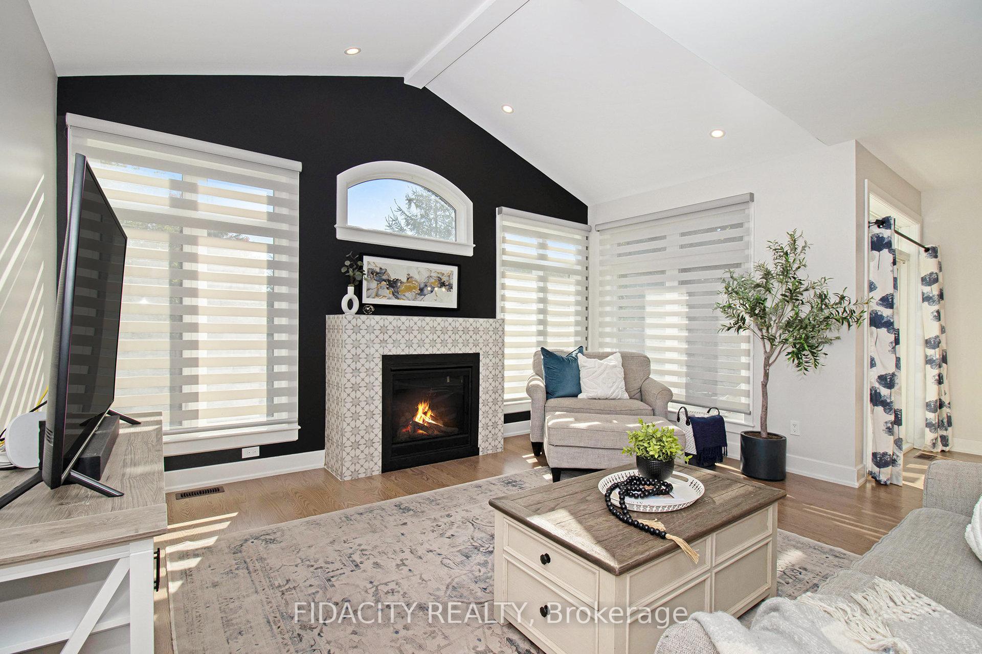 Photo 5 of 250 Maygrass Way, Ottawa, Remainder of Stittsville & Area — HOMEH