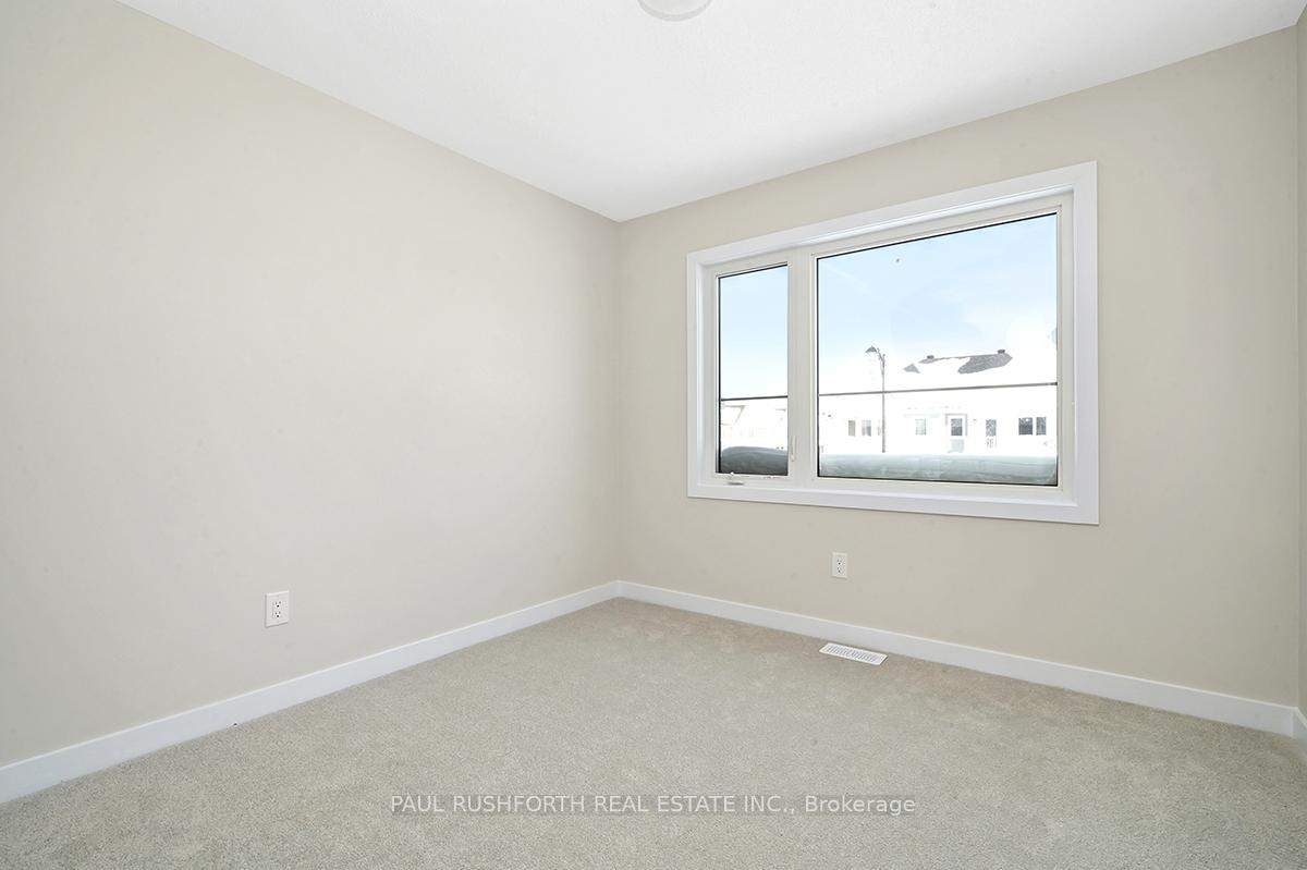 Photo 18 of 533 Oldenburg Avenue, Ottawa, Btwn Franktown Rd. & Fallowfield Rd. — HOMEH