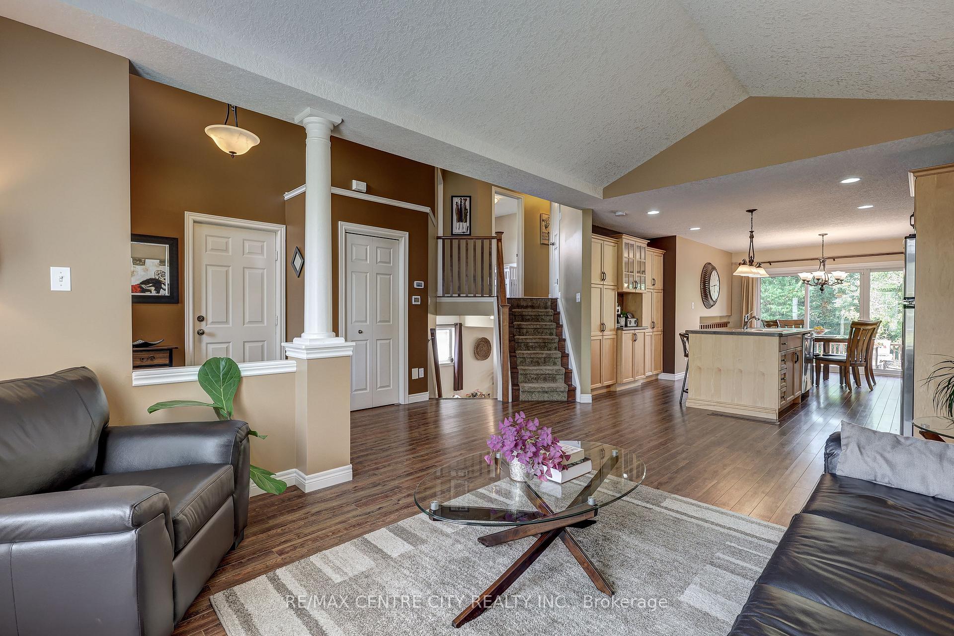 Photo 11 of 73 Greenway Boulevard, St. Thomas — HOMEH